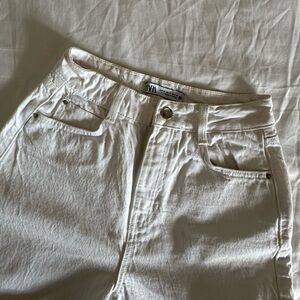 Zara High Rise Mom Jeans White